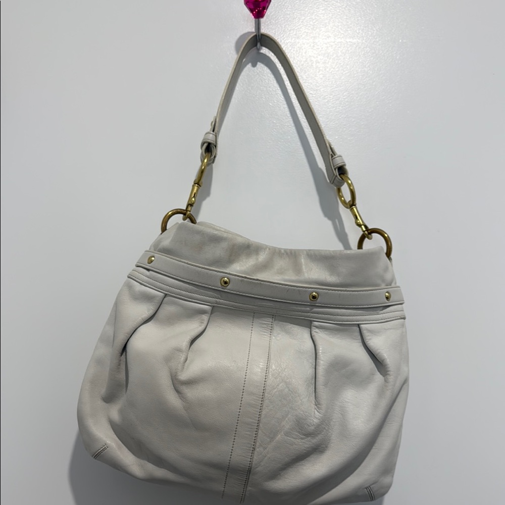 Coach white hampton’s hobo purse - Picture 5 of 11